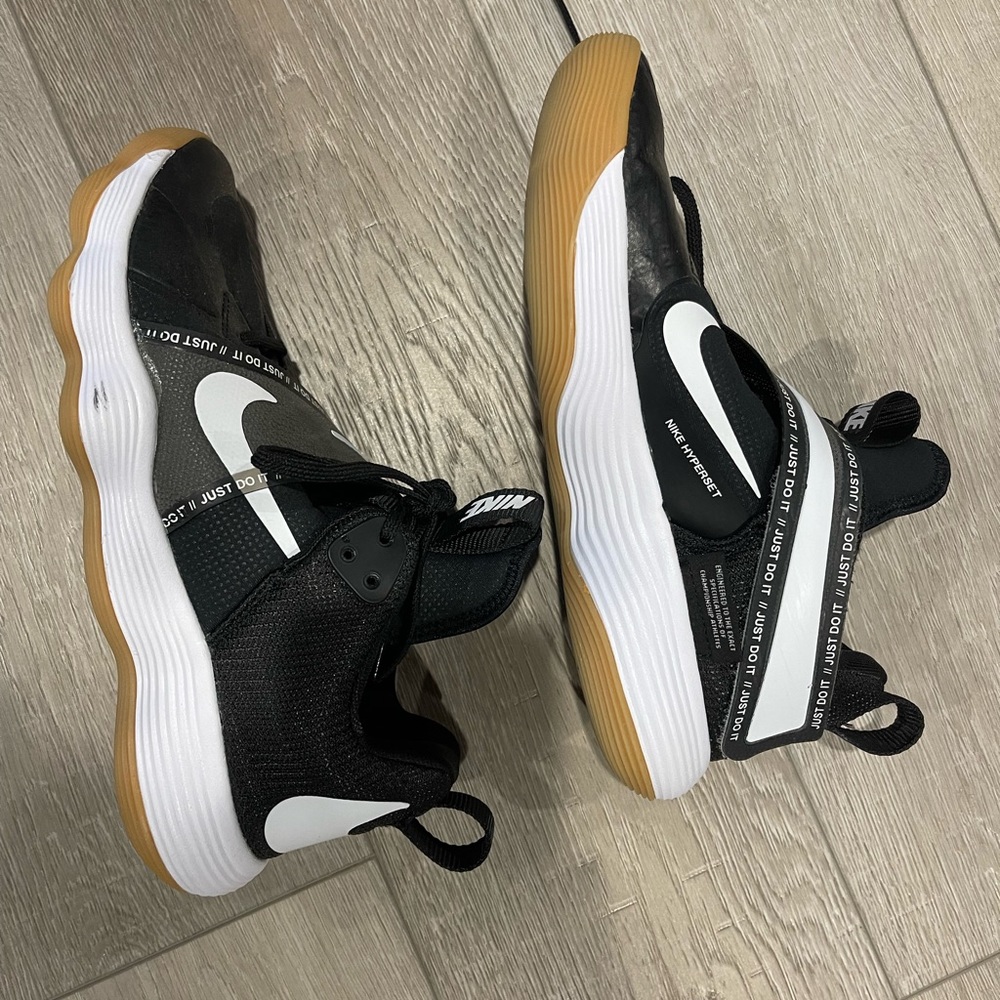 Black Nike React Hyperset Shoes